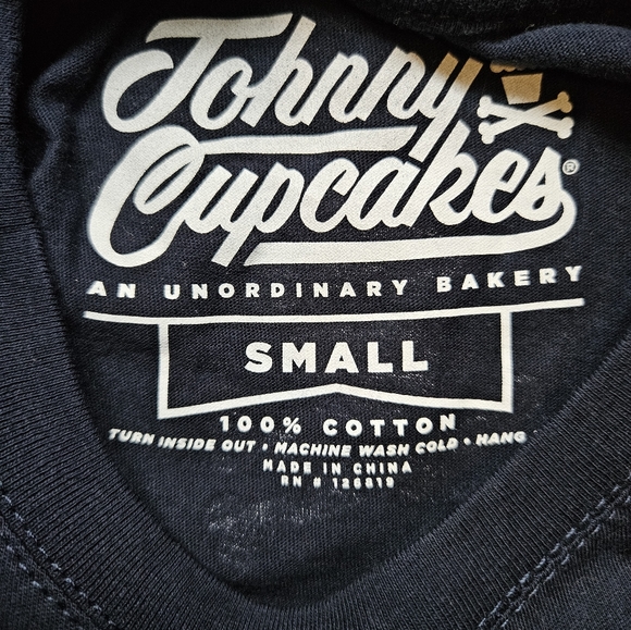 Johnny Cupcakes Free Big Kid Womens Tee size small - Picture 3 of 3
